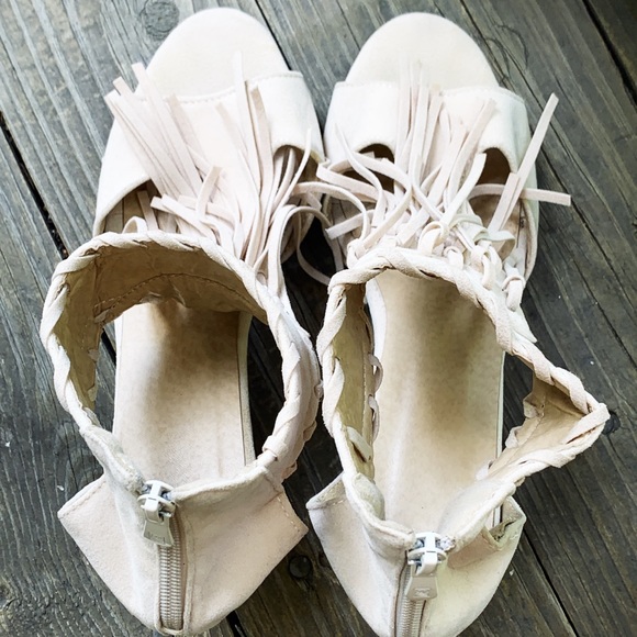 🆕 WESTERN CINDARELLA - Picture 4 of 8